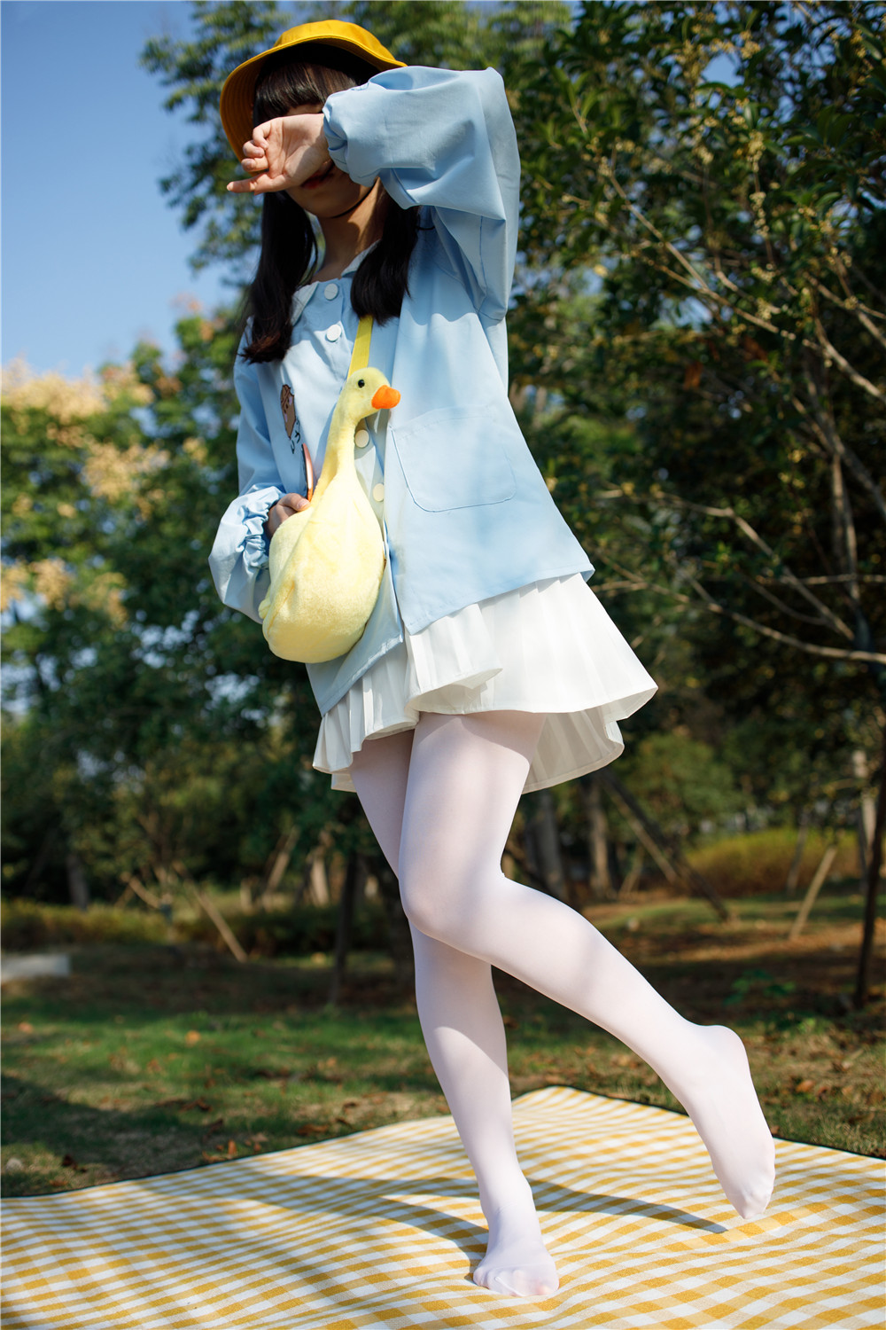 图片[1]-JKFUN-030《野餐、爆蛋和彩蛋》踩物 白丝50D 默陌 [23P1V05’18”]-微密空间-全网最全抖音网红铁粉空间觅圈